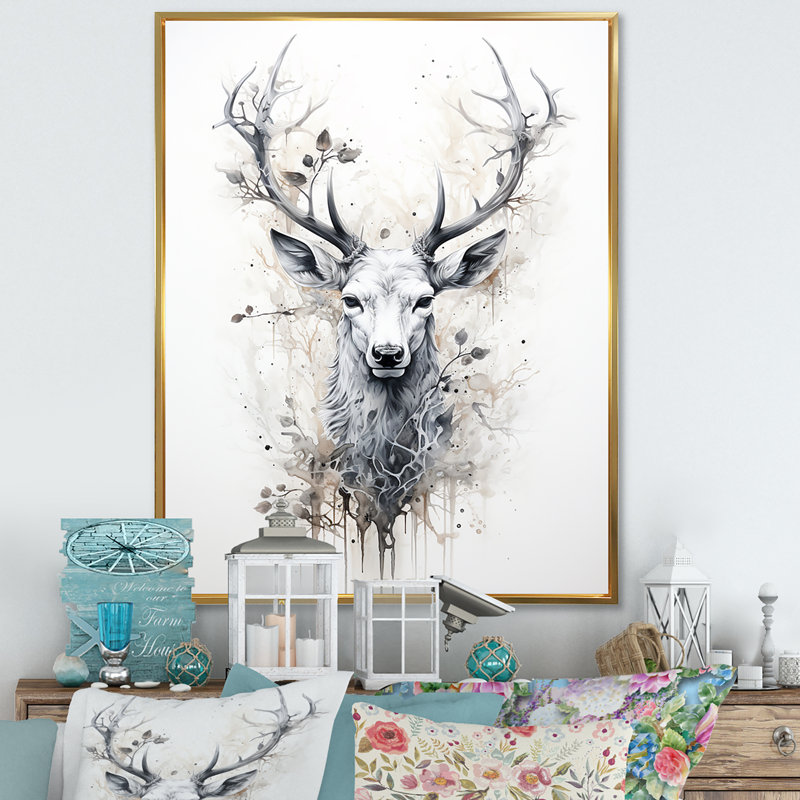 Portrait de cerf noir et blanc sur toile, Cadre flottant doré, H 44 po x l 34 po x P 1,5 po