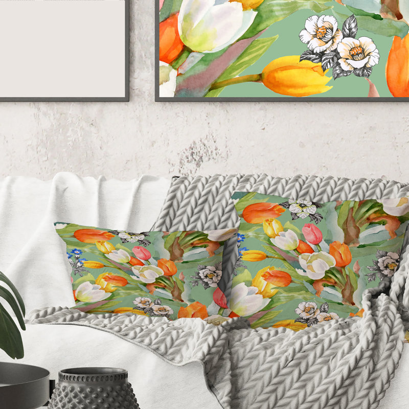 Housse et insert de coussin carré Blooming and Tulips III, 18" x 18"