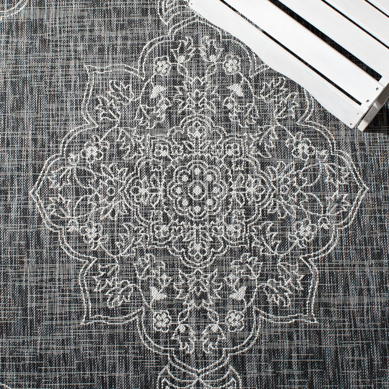 Courtyard Performance Oriental Indoor/Outdoor Area Rug, Runner 2'2" x 9'