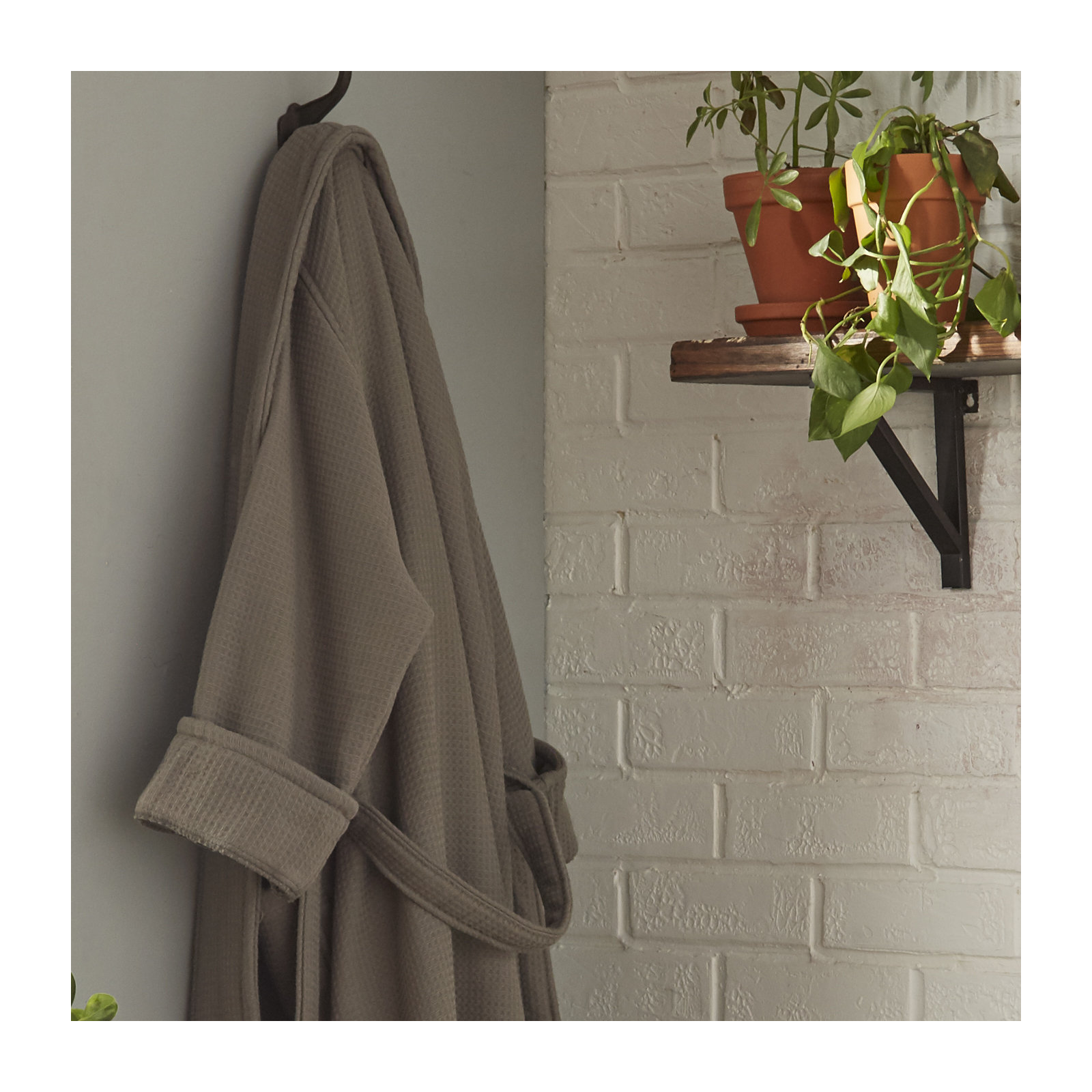 McPhail Waffle Weave Honeycomb Cotton Soft Plush Lightweight Unisex Adult Bath Robe, Charcoal, L