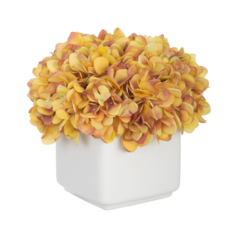 Hydrangea artificielle dans Small White Cube en céramique, Or / Bourgogne