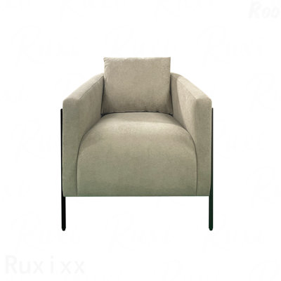 Chaise d'appoint avec extérieur conçu pour les salons confortables