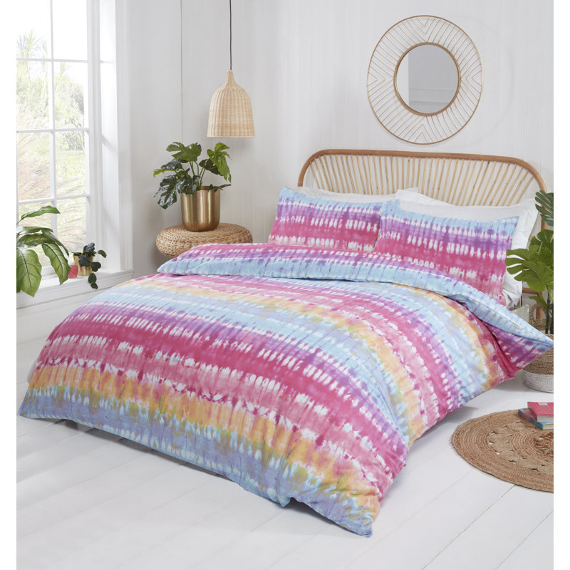 Strahan Polyester Striped Duvet Cover with Pillowcases Included, Kingsize Duvet Cover + 2 Standard Pillowcases