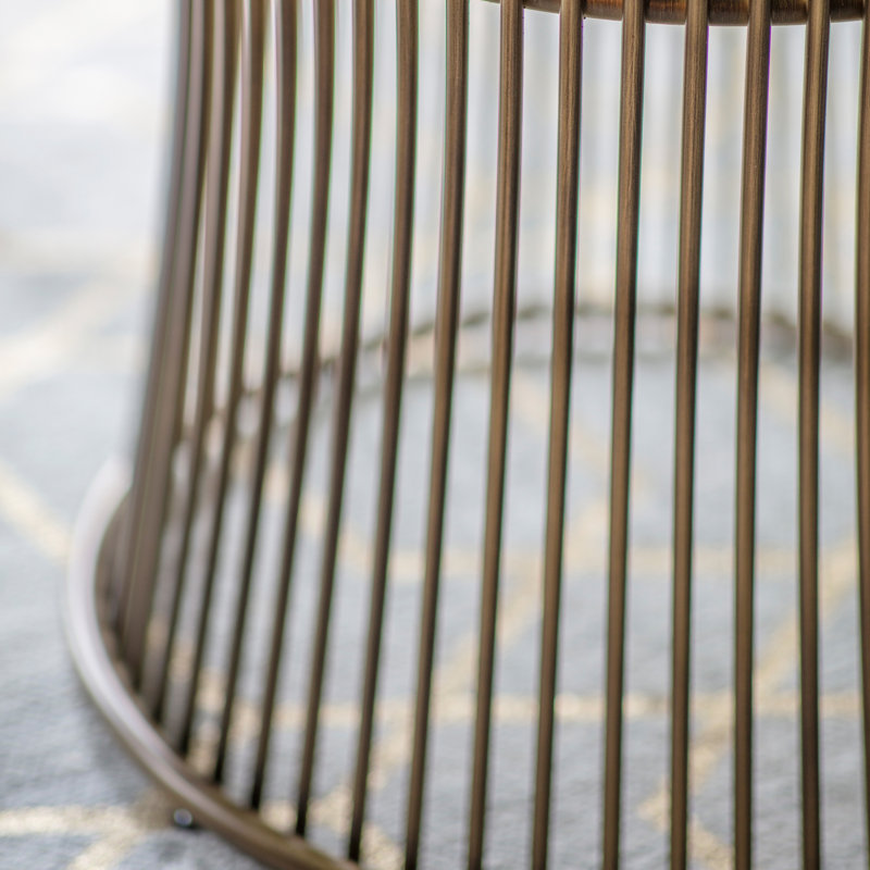 Carota Dining Table