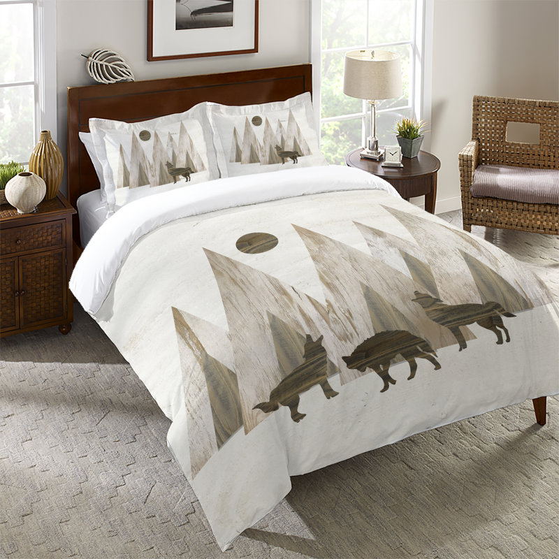 Howling Woods Microfiber / Microsuede Pillow Sham, King