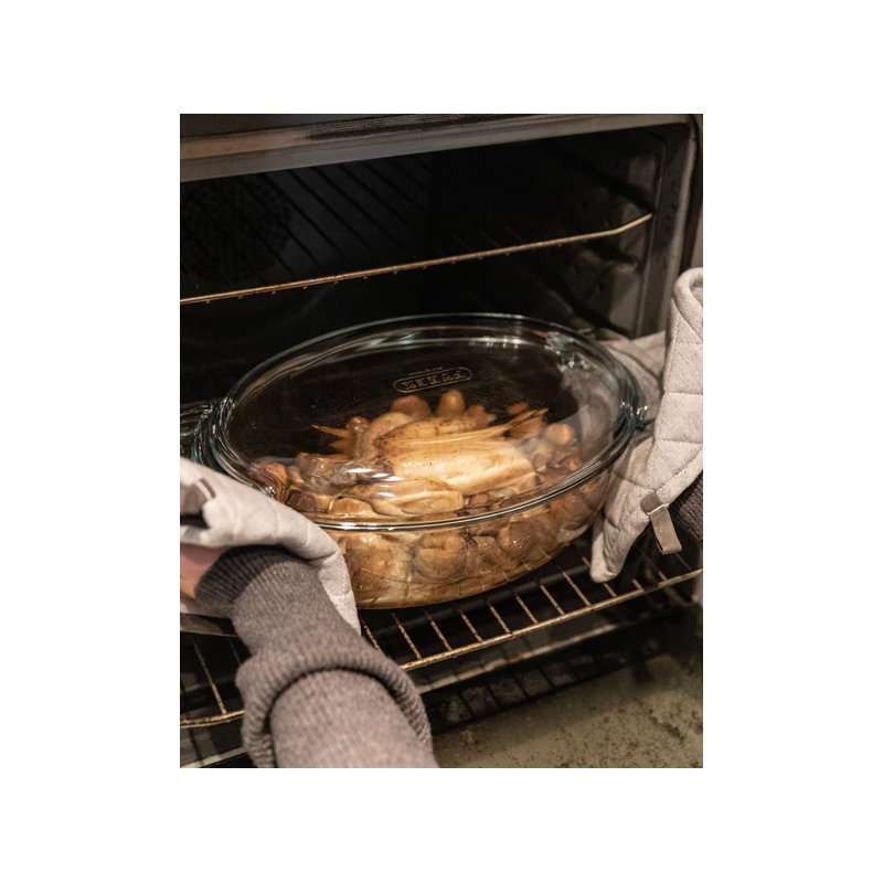 PyrexÂ® 4 in 1 Collection Oval Casserole Base + Lid Glass, 5.8 L