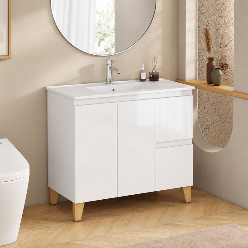 Armoire de salle de bain sur pied 36 po noire avec portes à fermeture douce
