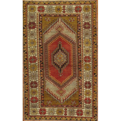 Sivas One-of-a-Kind 3'10" X 6' Area Rug