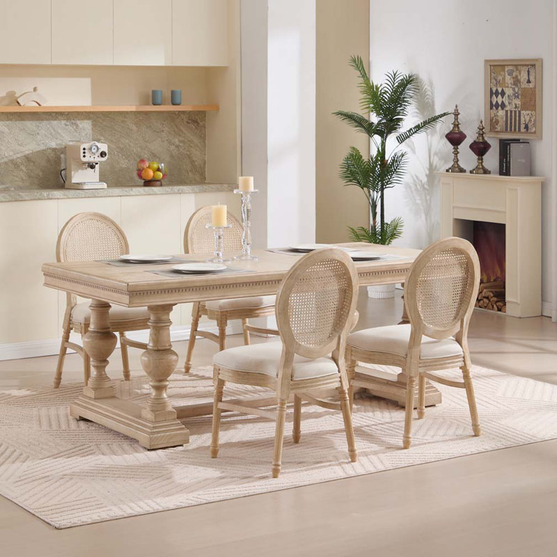 Chaises rembourrées avec dossier rond en rotin naturel
