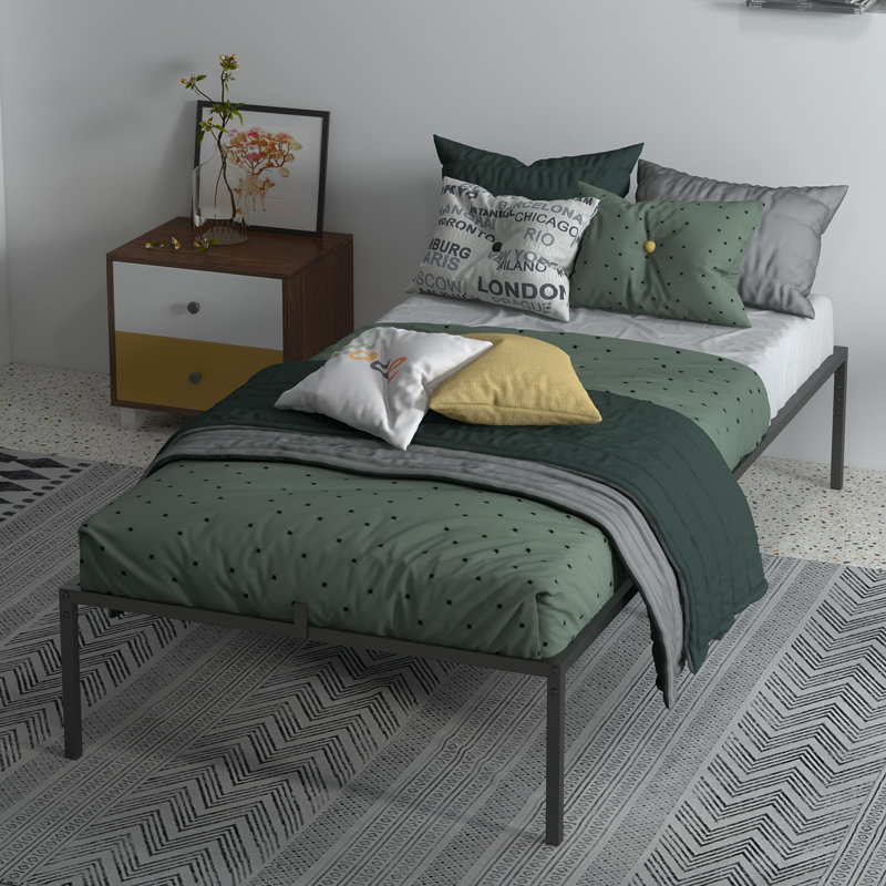 Metal Bed, Double (4'6)