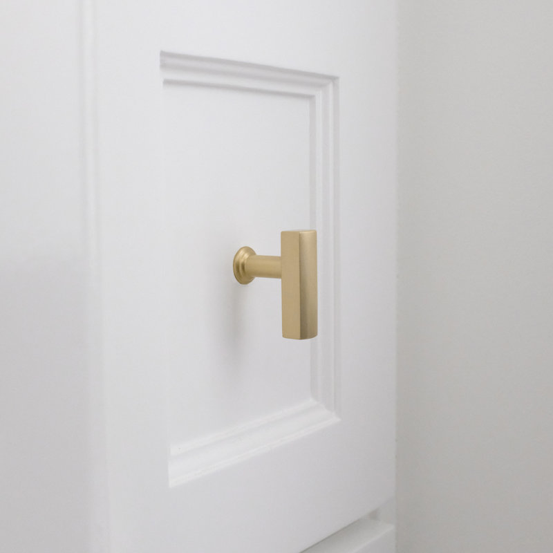Mod Bar Knob, Matte Black/Satin Brass
