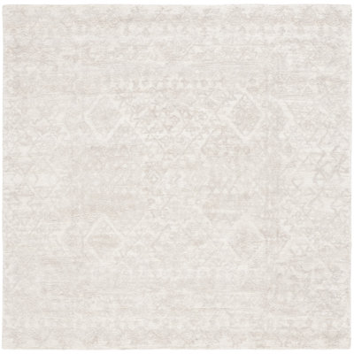 Bellwether Hand Tufted Wool/Cotton Oriental Rug in Beige/Gray
