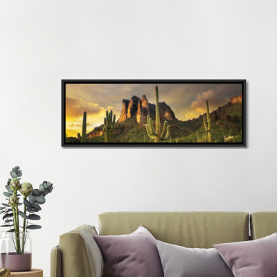 «Desert Sunset Panoramic», reproduction d'art sur toile encadrée