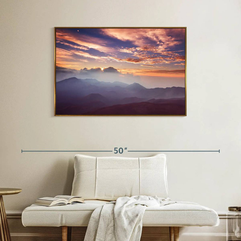 Haleakala Misty Sunrise, Cadre flottant doré, 40 po x 27 po