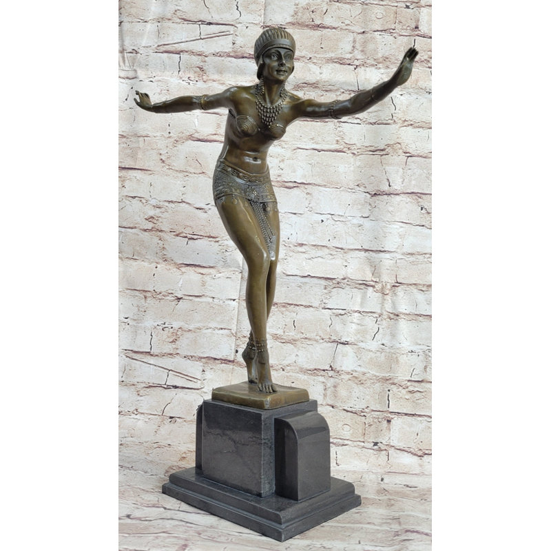 Figurines et sculptures