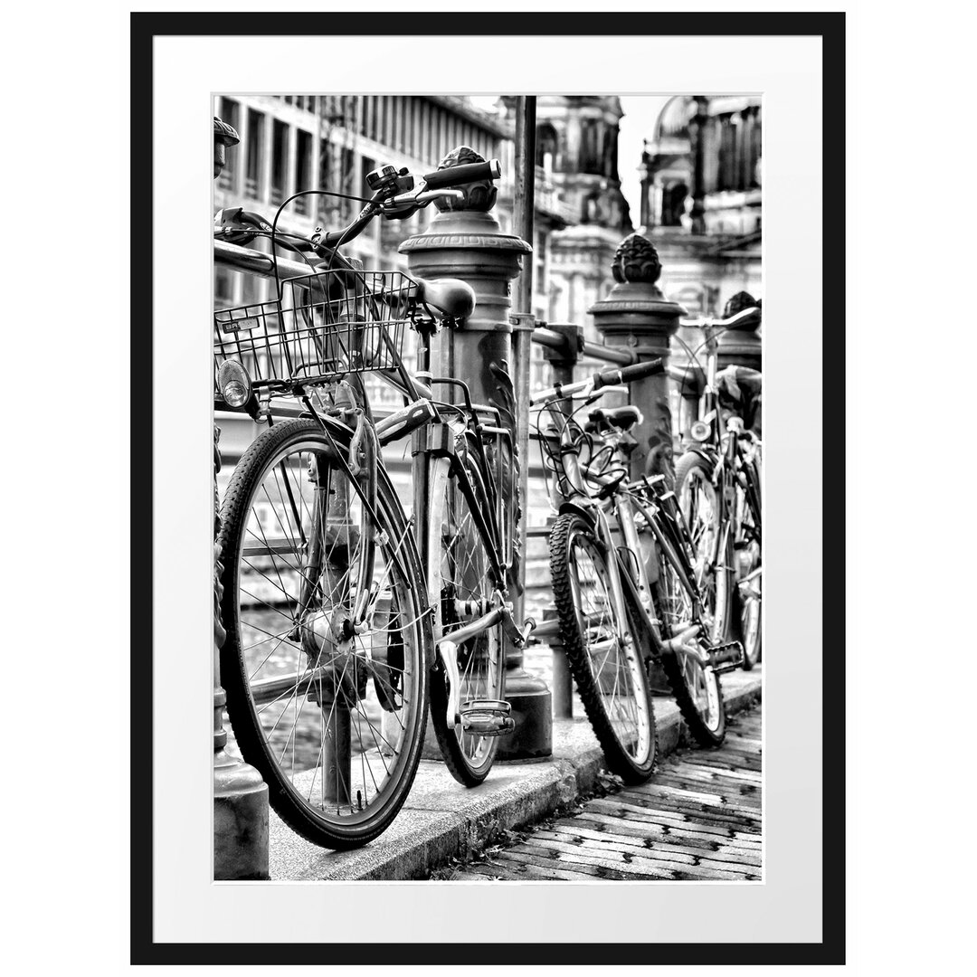 Gerahmtes Poster Fahrrad Bahnhof, BMX Bahnschiene