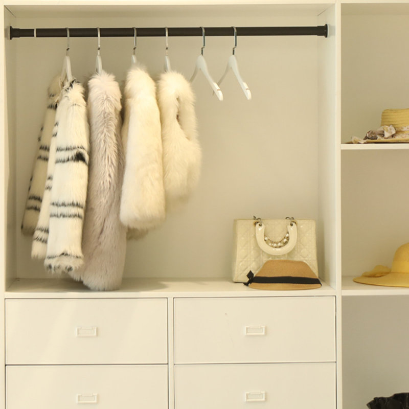 Adjustable Clothing Rack