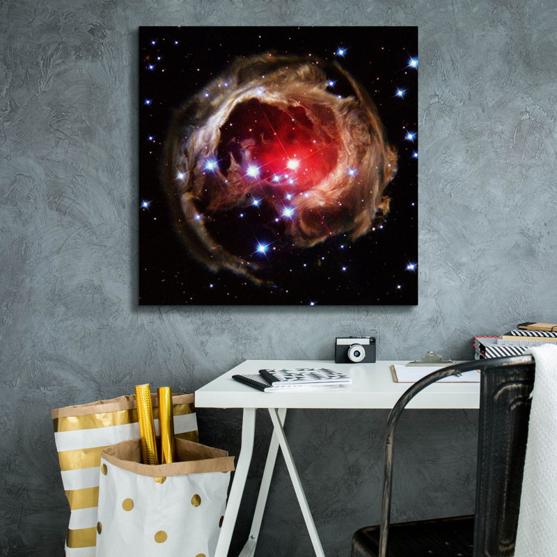 «V838 Monocerotis» par Hubble Space Telescope, art mural de la NASA, H 26 po x l 26 po x P 1,5 po
