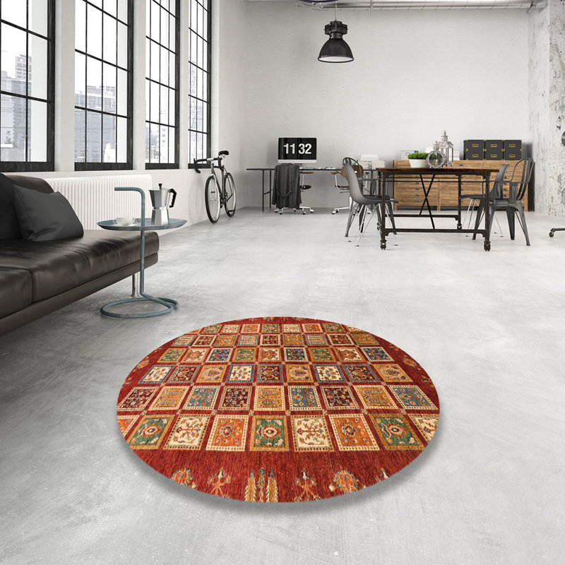 Plaid Indoor Rug, Round 6'