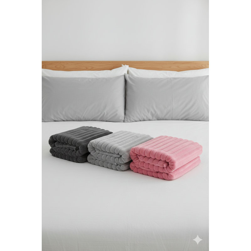 Ribbed Throw Blanket, Silver