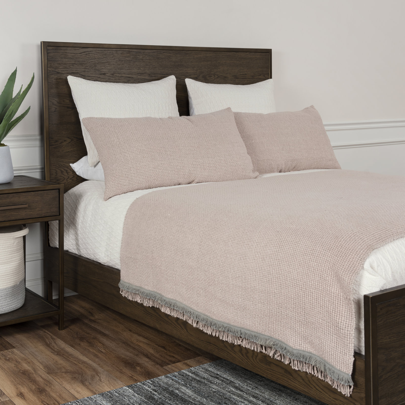 Eastover Cotton Hand Woven Blanket, Blush