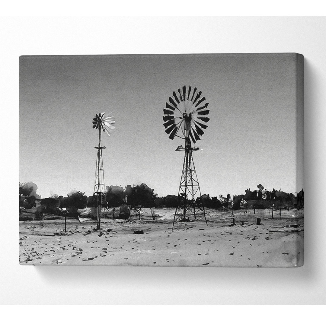 Windmühlen in der Wüste B N W - Kunstdrucke auf Leinwand