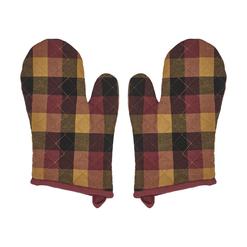 Heritage Farms Checkered Cotton Oven Mitt Set in Deep Burgundy
