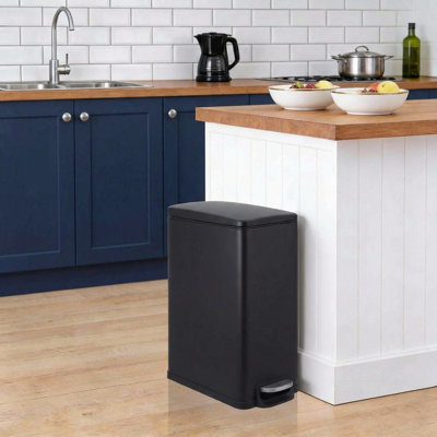 Poubelle mince avec couvercle, poubelle de cuisine en acier inoxydable de 12 gallons (45 gallons) avec seau intérieur et pédale, poubelle en métal étroite, noir