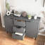 Armoire de rangement en bois polyvalente pour toutes les pièces, améliorant l'organisation et l'esthétique.