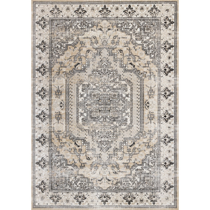 Tapis traditionnel beige Ishant, Rectangle 5 pi 3 po x 7 pi 7 po