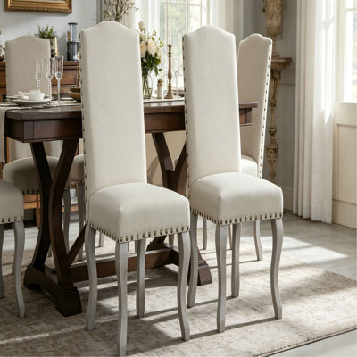 Ensemble de 2 chaises de salle à manger rembourrées en lin beige clair, chaises d'appoint décoratives à garniture cloutée avec pieds en bois massif, assemblage facile pour le bar de la cuisine de la salle à manger