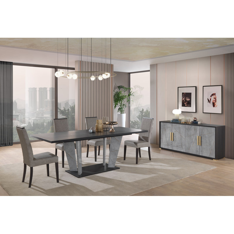 Extendable Oval Dining Table