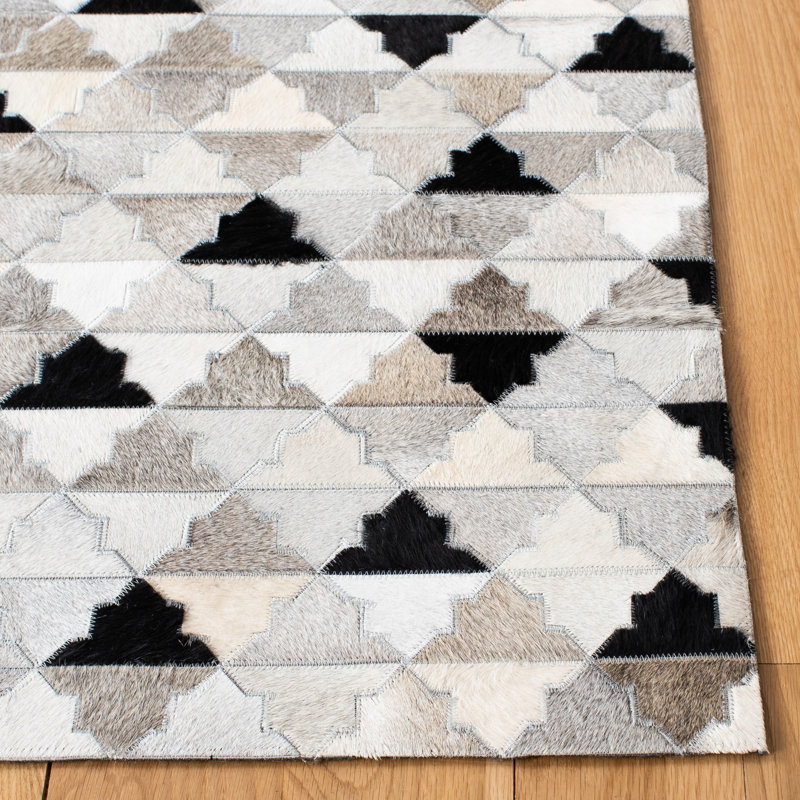 Gray and Black Geometric Flatweave Cowhide Rug, 5' x 8'