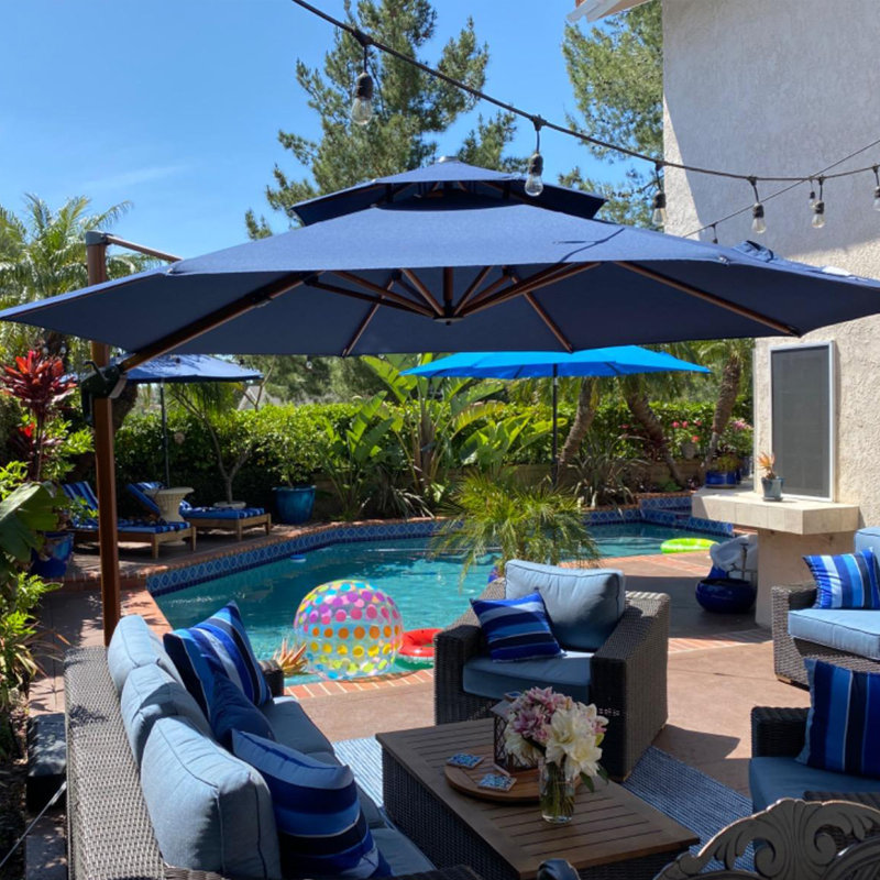 Parasol en porte-à-faux 13 pi Shanequia, Marine, L 156 po x P 156 po