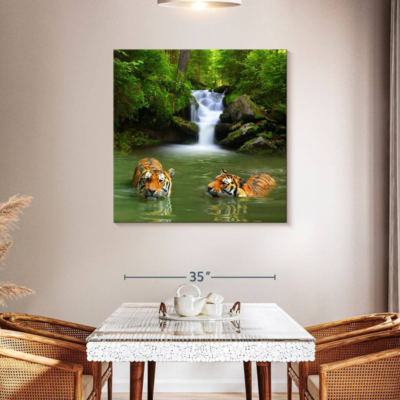Brampt Tigers, 39" H x 39" W