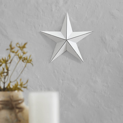 Festive Finds Metal Star Distressed Rust