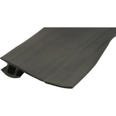 Prime-Line 7/8 in. to 1-3/8 in. x 7 ft., Black Vinyl Sliding Screen Door Weatherstrip (Single Pack)