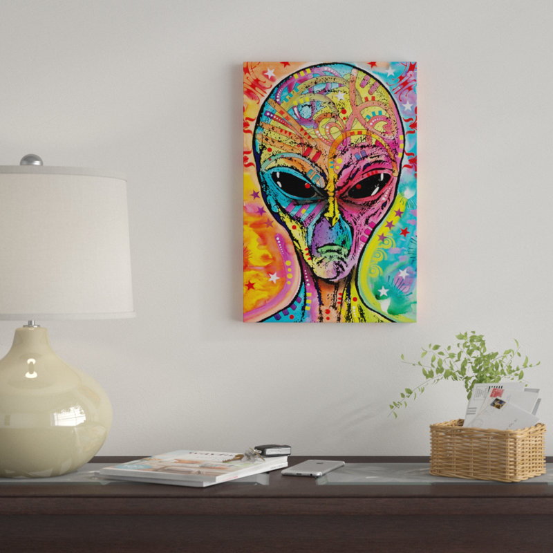 «Alien - Far Out», impression sur toile, H 26 po x l 18 po x P 1,5 po, Toile encadrée noire, Pas de tapis