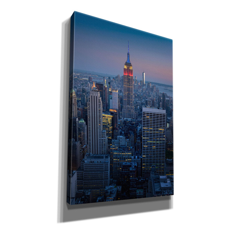 «Midtown» par Rick Berk, art mural sur toile, H 18 po x l 12 po x P 0,75 po