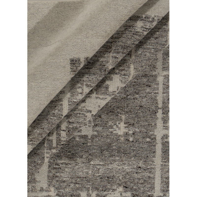 Abstract Area Rug in Ivory