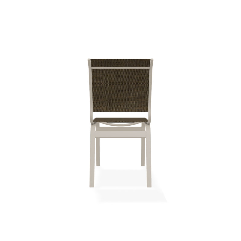 Chaise d'appoint de salle à manger Hiraku, Désert texturé, Beacon taupe Sunbrella®