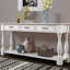 Console en bois 63 pouces, pieds et structure en bois massif, 3 tiroirs, 1 tablette, blanc antique, table d'apparence Mid-Century blanche avec rangement inférieur