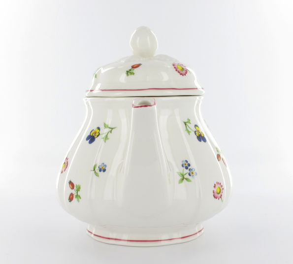 Petite Fleur 1.06-qt. Teapot