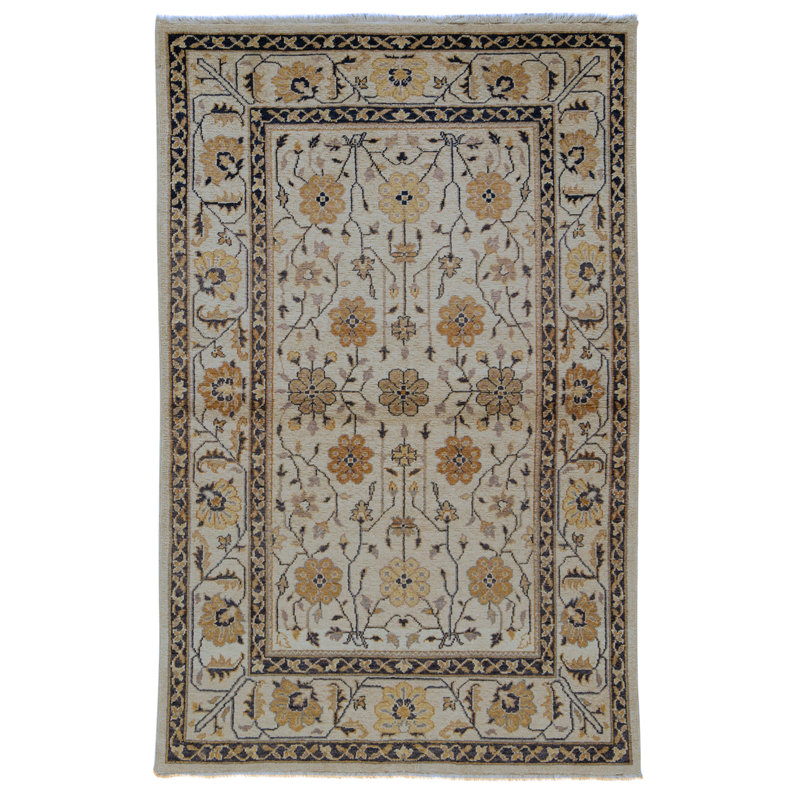 High-Quality Hand-Knotted Cream Area Rug
