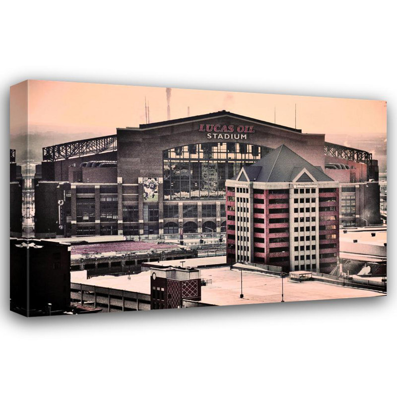 Lucas Oil Stadium, H 16 po x l 24 po