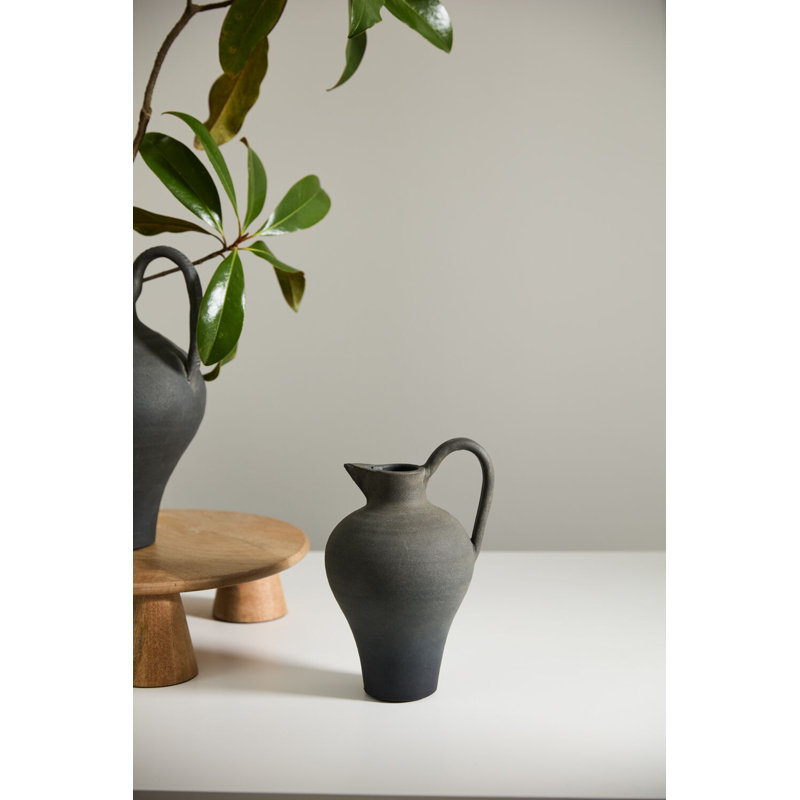 Ravin Jug