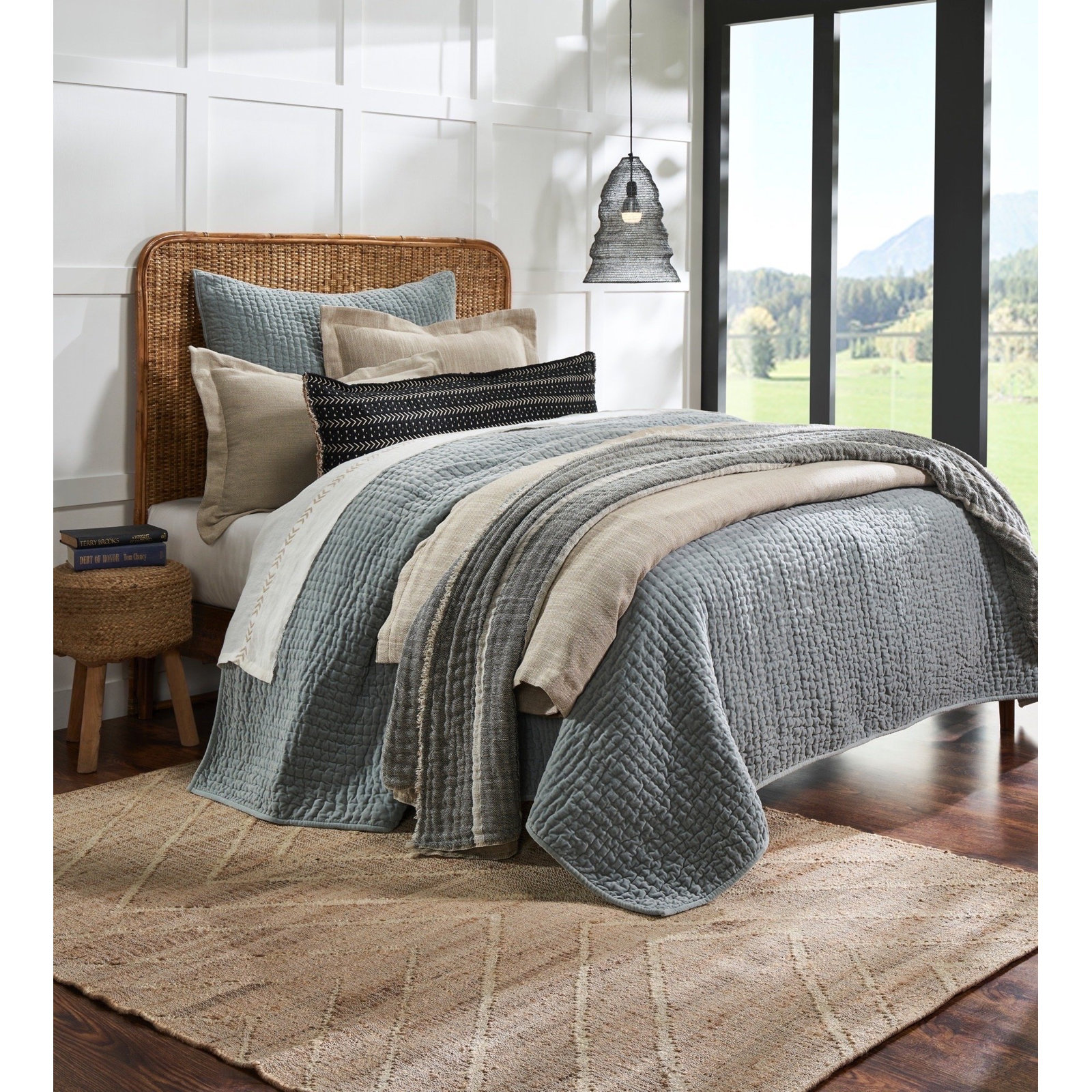 Daline Linen Coverlet Set, Kale