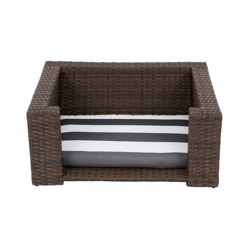 Teamson Striped Polyester Pet Bed