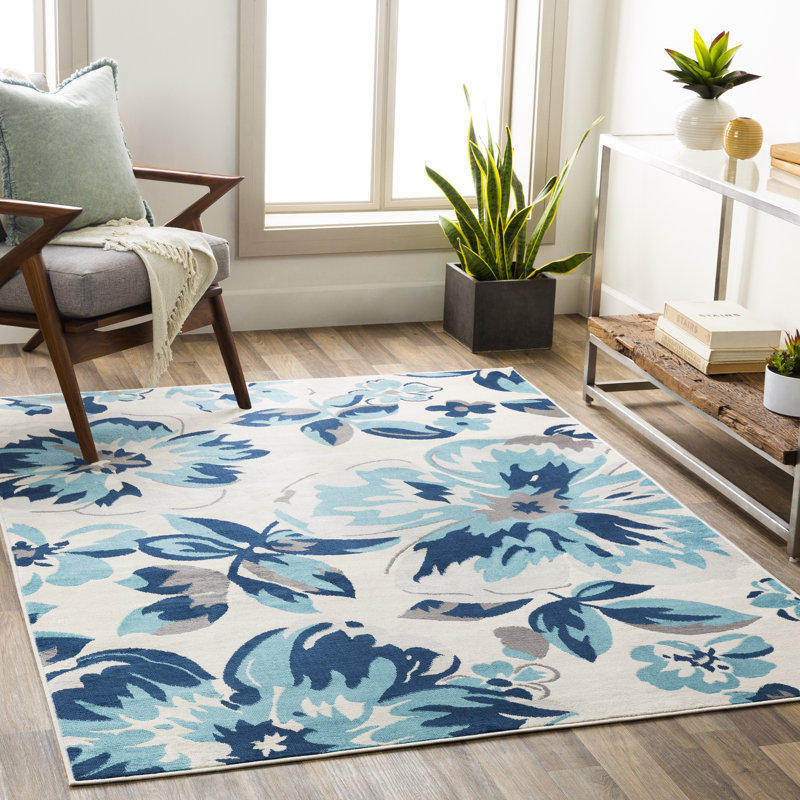 Tapis bleu marine à motif floral Bluebelle, Rectangle 5 pi 3 po x 7 pi 1 po