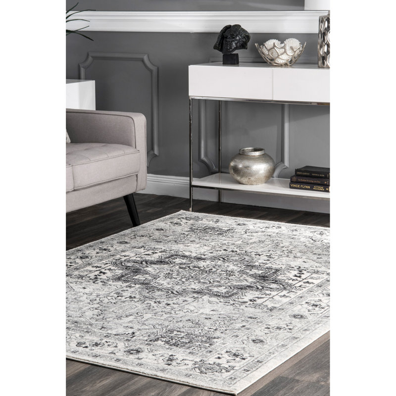 Mixon Floral Indoor Rug, Rectangle 6'7" x 9'